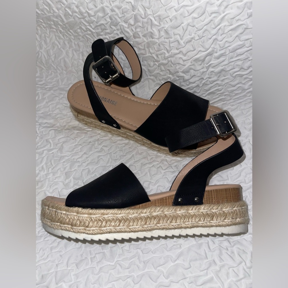 Women’s Wedge Sandals